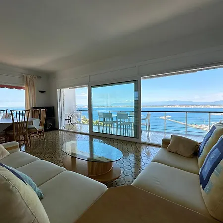 Сasa de vacaciones Agi Poncella Rosas