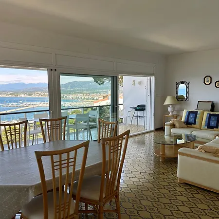 Сasa de vacaciones Agi Poncella *