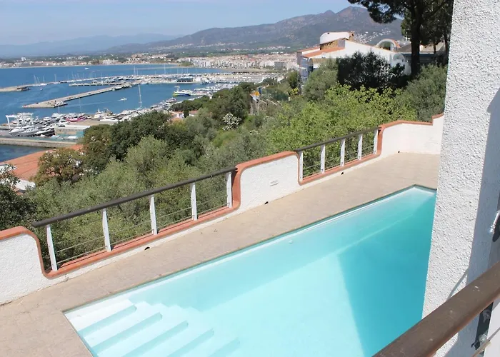 Agi Poncella Feriehus Roses